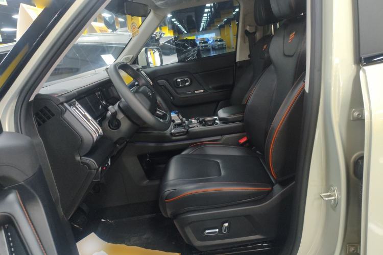 Used JETOUR Shanhai T1 2025 150 km Heading South Left Front Seat