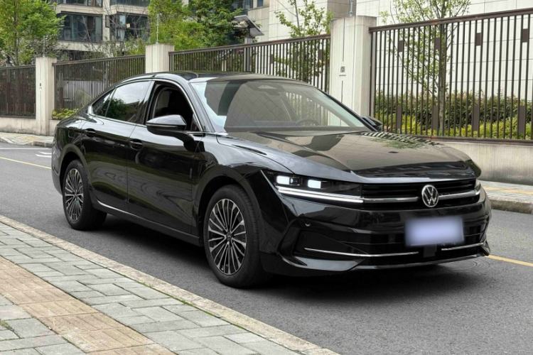 Used Volkswagen Magotan 2024 380TSI DSG Prestige Edition Exterior 9