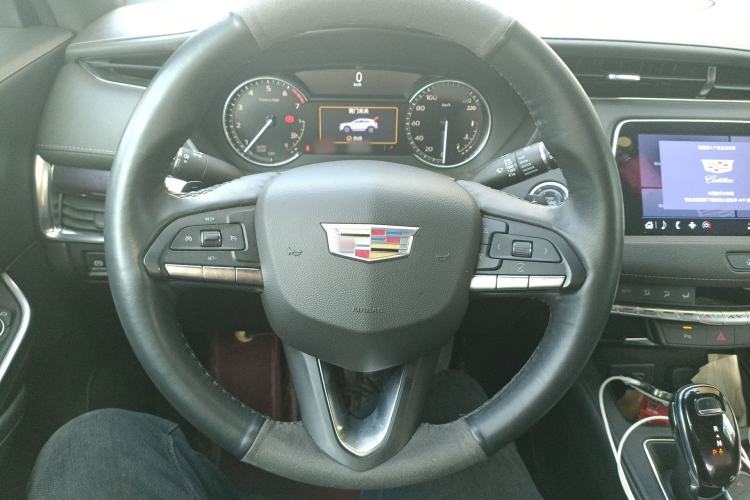 Used Cadillac XT4 2021 28T Two-Wheel Drive Tech Edition