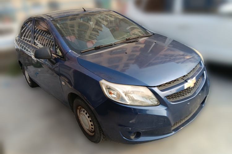 Used Chevrolet Sail 2010 Sedan 1.2L Manual Warm Edition Front Right 45 Deg