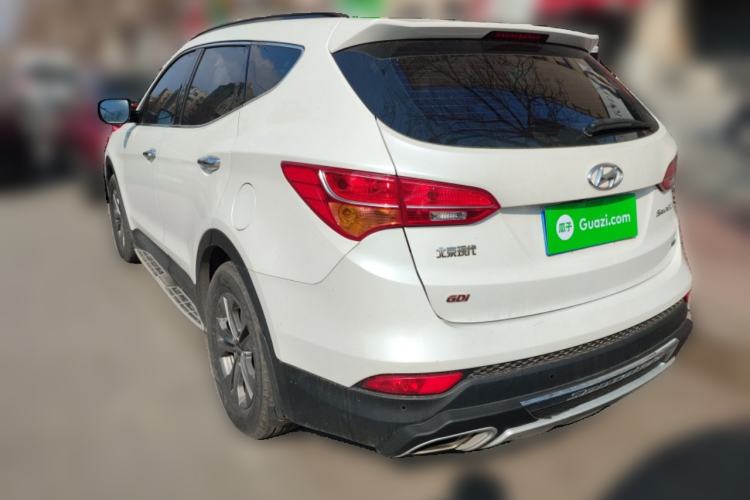 Used Hyundai Santa Fe 2013 Revised Version 2.4L Automatic All-Wheel Drive Smart Type
