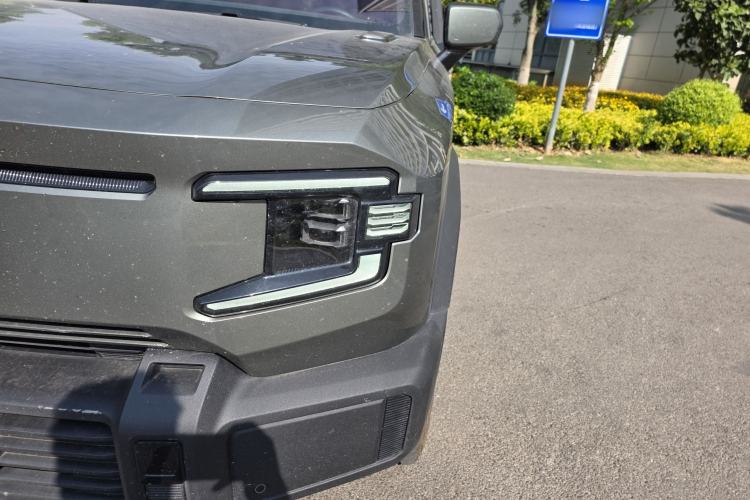 Used Deepal G318 2024 Four-Wheel-Drive Air Suspension Model