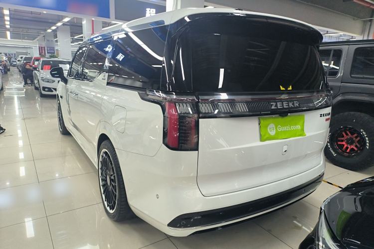 Used Zeekr 009 2022 WE Edition