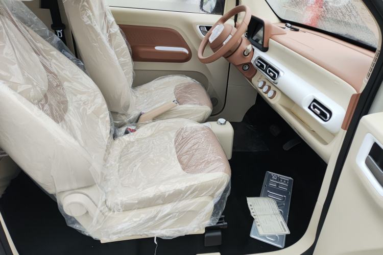 Used Wuling Hongguang MINIEV 2024 3rd Generation 215km Youth Edition
