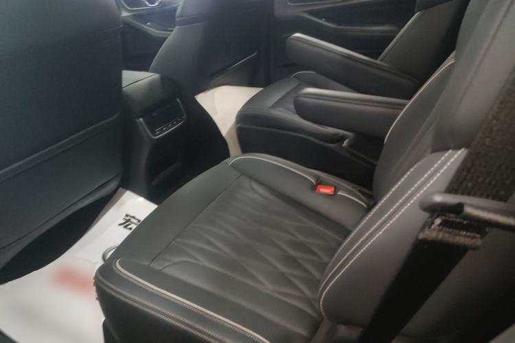 Used GAC Trumpchi GS8 2022 Linghang Series 2.0 TGDI Two-Wheel Drive Luxury Smart Connectivity Version (6 Seats) Left Rear Seat