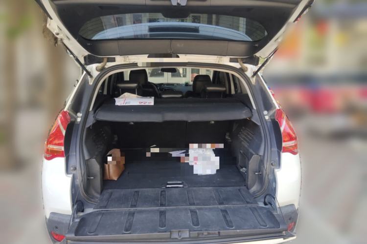 Used Peugeot 3008 2015 1.6THP Automatic Prestige Edition Trunk