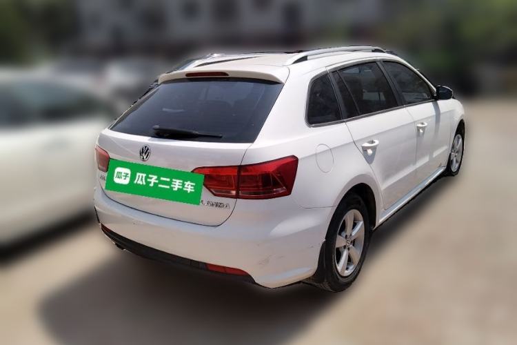 Used Volkswagen Gran Lavida 2013 1.6L Manual Fashion Model Rear Right 45 Deg