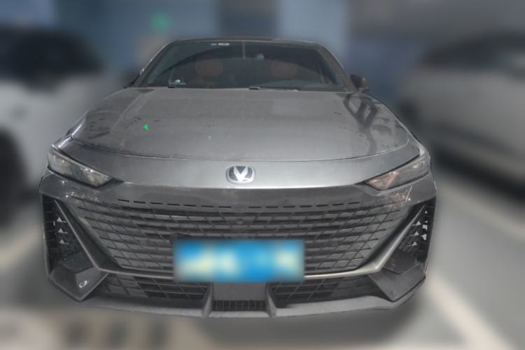 Used CHANGAN UNI-V 2023 1.5T Prestige Model
