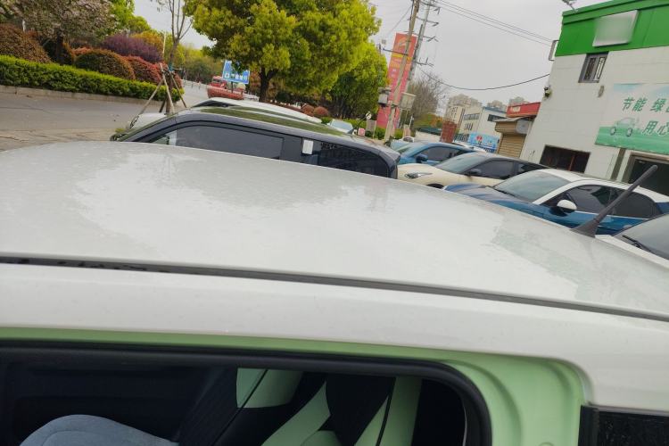 Used Wuling Hongguang MINIEV 2022 Macaron Premium Model – Lithium Iron Phosphate Roof