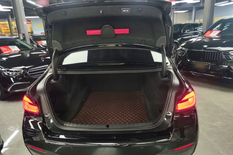 Used BMW 5 Series 2021 530i M Sport Package Trunk