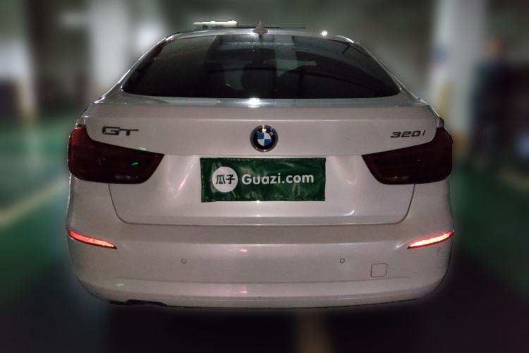 Used BMW 3 Series GT 2017 320i Sport Edition
