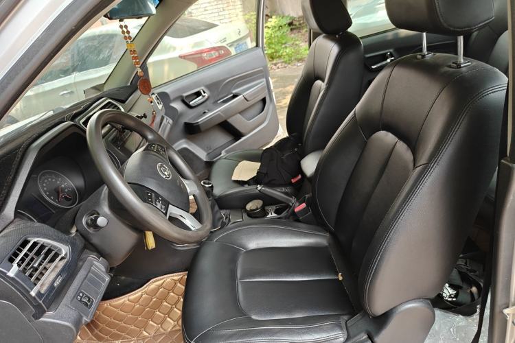 Used Great Wall Wingle 5 2017 2.0T European Version Diesel Two-Wheel Drive Advanced Large Double-Cab GW4D20E
