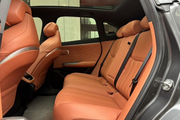 Used Deepal S07 2024 215Max Range-Extended Version Interior 4