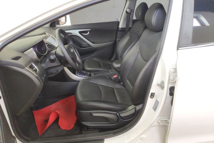 Used Hyundai Elantra (5th Generation / Langdong) 2015 1.6L Automatic Luxury Model Left Front Seat
