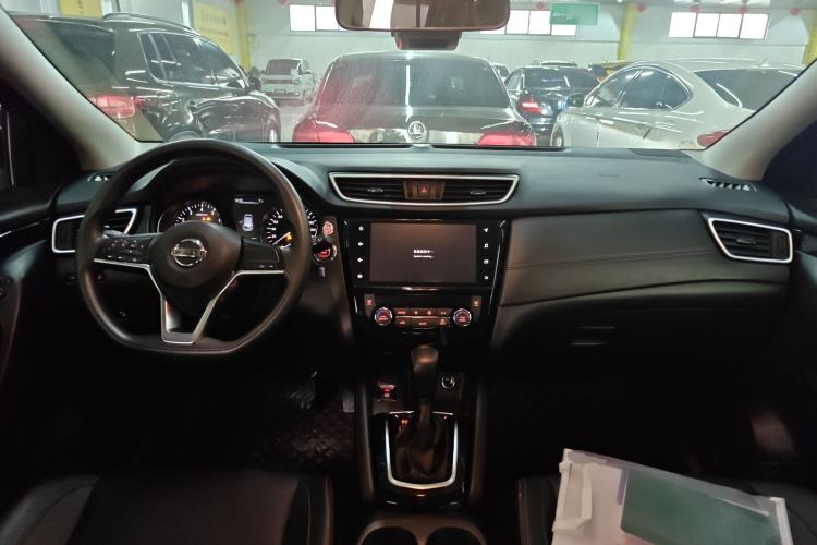 Used Nissan Qashqai 2022 2.0L CVT XV Smart Enjoyment Version
