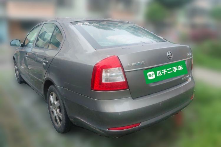 Used Skoda Octavia 2014 1.6L Manual Yijie Edition Rear Left 45 Deg