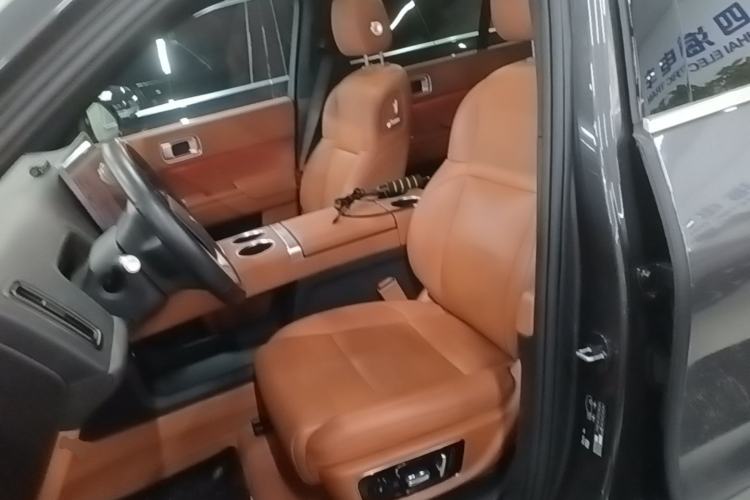 Used Li Auto L8 2023 Pro Model
