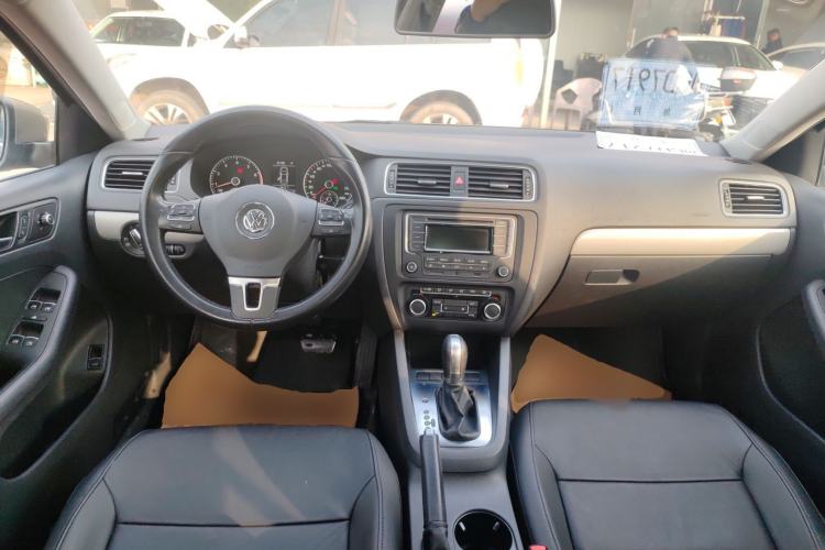 Used Volkswagen Sagitar 2014 Revised Version 1.4TSI Automatic Luxury Edition