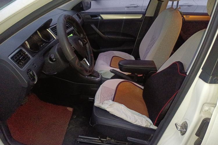 Used Skoda Rapid Spaceback 2018 1.6L Automatic Comfort Edition
