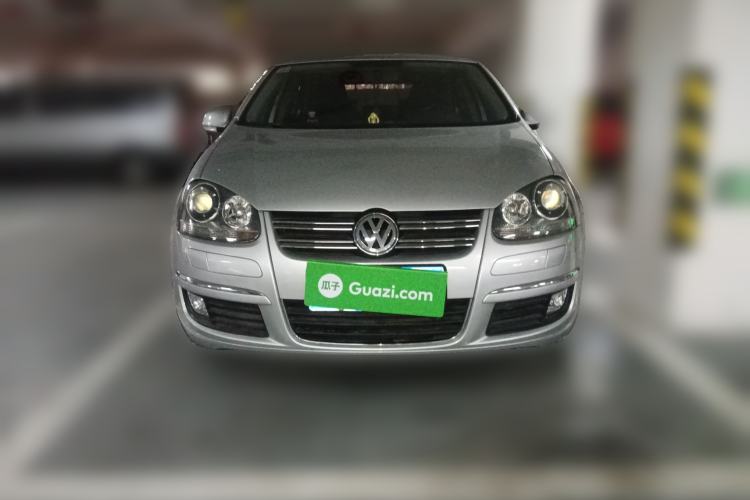 Used Volkswagen Sagitar 2011 1.6L Automatic Special Edition Front