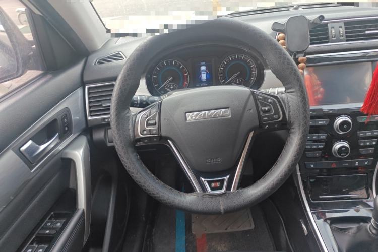 Used Haval H2 2016 Red-Label 1.5T Manual Two-Wheel Drive Luxury Model