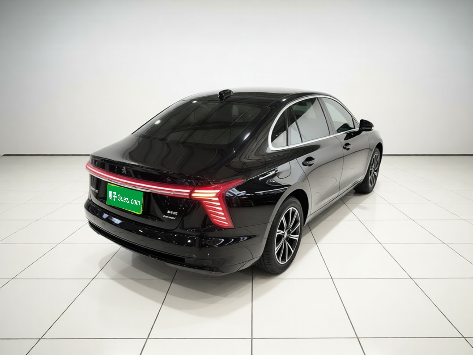 Hongqi H5 PHEV 2025 130 Super Hybrid Version — снимка 6