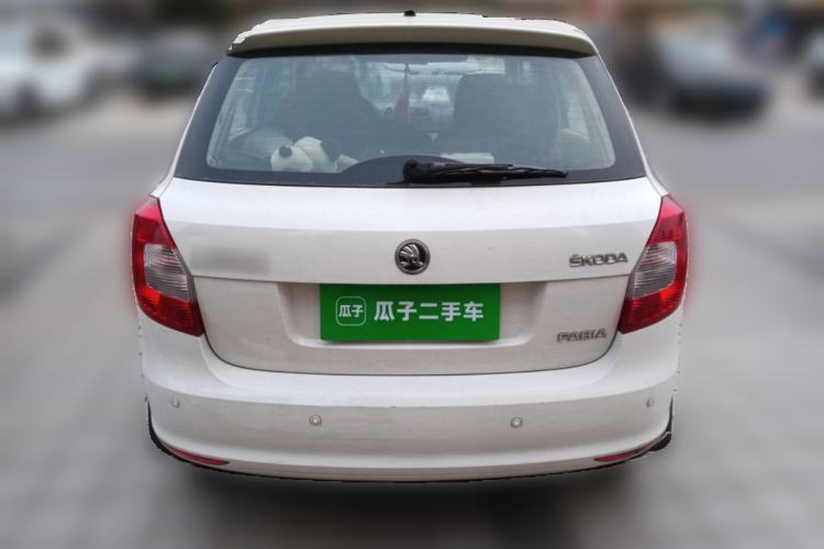 Used Skoda Fabia 2014 1.4L Automatic Crystal Edition
