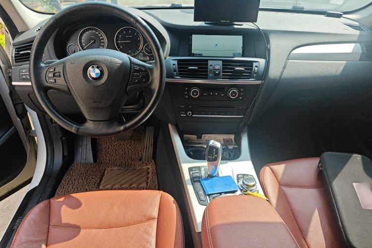 Used BMW X3 2013 xDrive28i Leading Model
