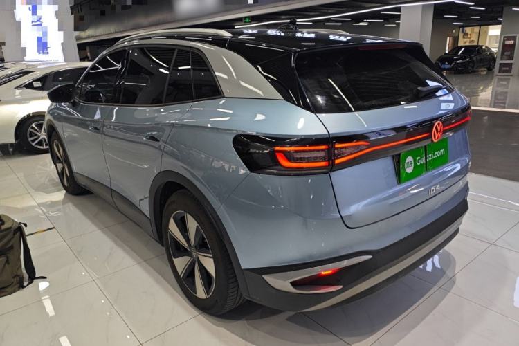 Used Volkswagen ID.4 X 2025 Smart Version Pure & Intelligent Enjoyment Edition Exterior 2