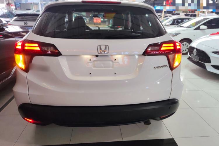 Used Honda Vezel 2017 1.8L CVT Front-Wheel Drive Pioneer Edition
