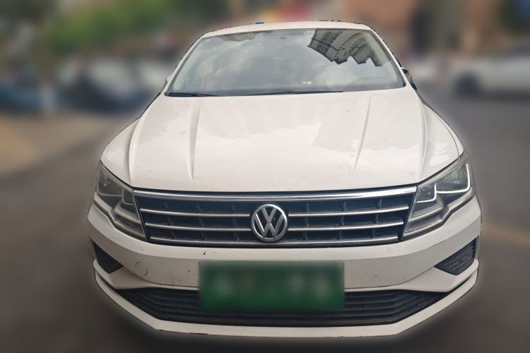 Used Volkswagen Jetta 2017 1.5L Manual Fashion Edition
