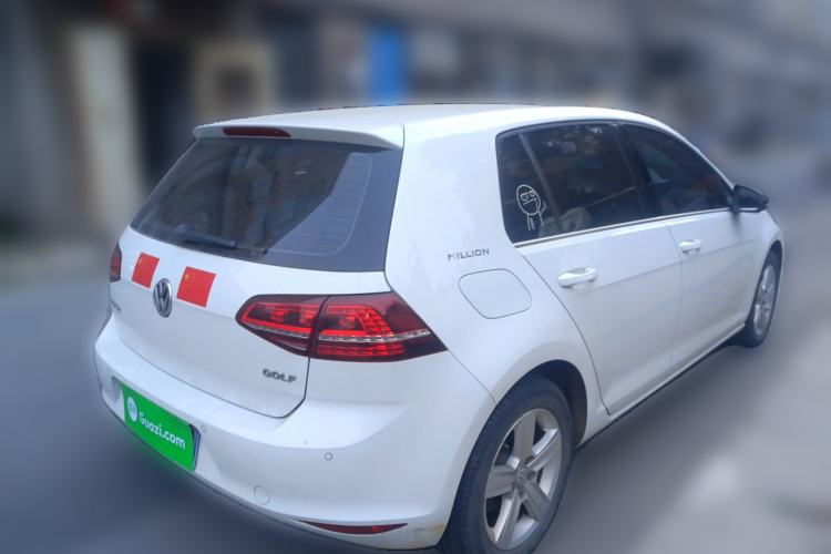 Used Volkswagen Golf 2017 1.6L Automatic Comfort Million-Vehicle Anniversary Edition