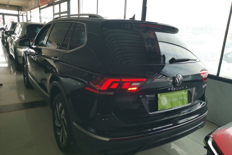 Used Volkswagen Tiguan L 2025 Model, Outstanding Version, 300TSI Automatic Two-Wheel Drive Longteng Edition Rear Left 45 Deg