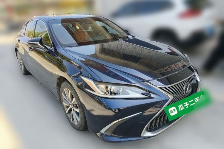 Used Lexus ES 2018 200 Excellence Edition China V Standard
