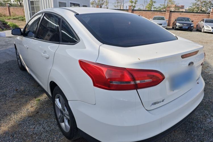 Used Ford Focus 2017 Sedan 1.6L Automatic Comfort Plus SmartDrive Edition
