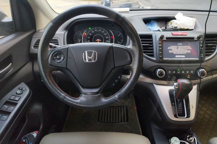 Used Honda CR-V 2012 2.0L two-wheel drive urban version
