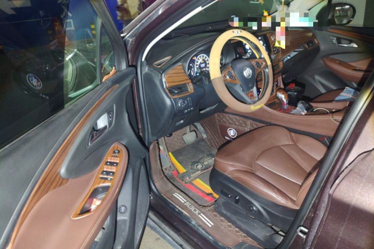 Used Buick Envision 2018 28T Four-Wheel Drive Luxury Model
