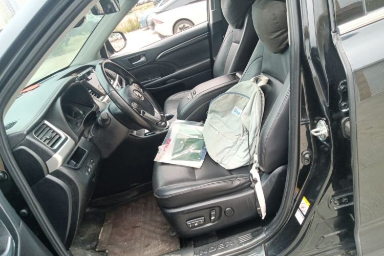 Used Toyota Highlander 2018 2.0T Four-Wheel Drive Luxury Version 7 Seats China VI Standard
