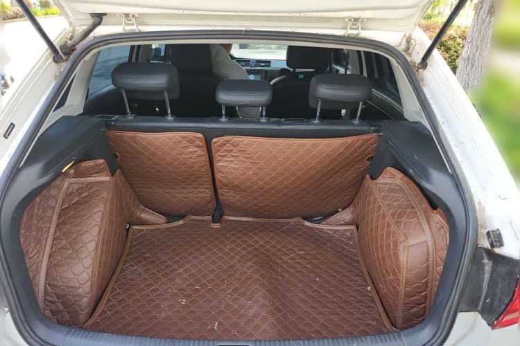 Used Volkswagen Santana 2015 HaoNa 1.6L Manual Fashion Edition
