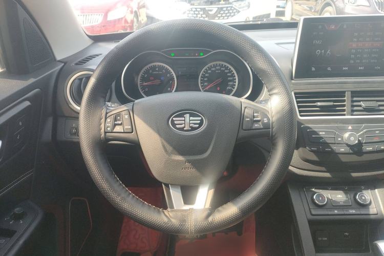 Used Bestune X40 2018 Internet Celebrity Edition 1.6L Manual Luxury Version
