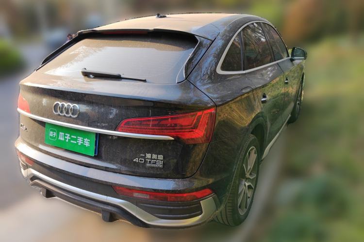 Used Audi Q5L Sportback 2022 40 TFSI Luxury Model Rear Right 45 Deg