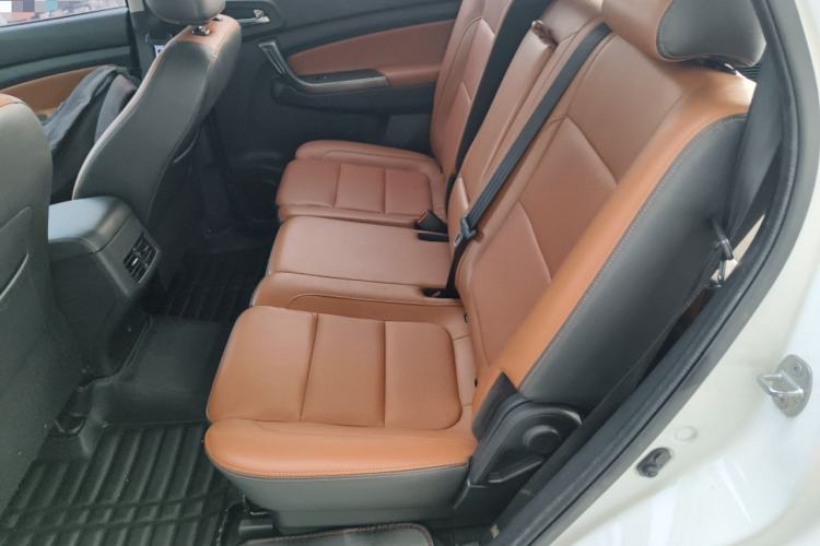 Used CHANGAN OSHAN CX70 2016 1.6L Manual Luxury Model
