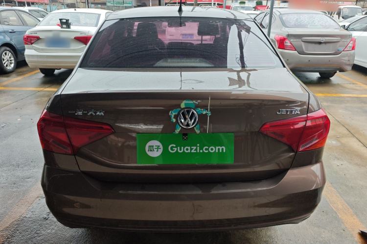 Used Volkswagen Jetta 2017 1.4L Manual Fashion Edition
