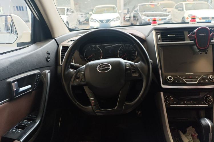 Used Land X5 2016 Plus 1.5T CVT Leading Edition Steering Wheel