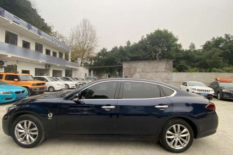 Used Infiniti Q70 2017 Q70L 2.5L Elite Edition