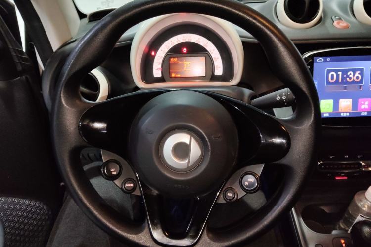 Used smart fortwo 2018 1.0L 52kW Hardtop Dynamic Version China V