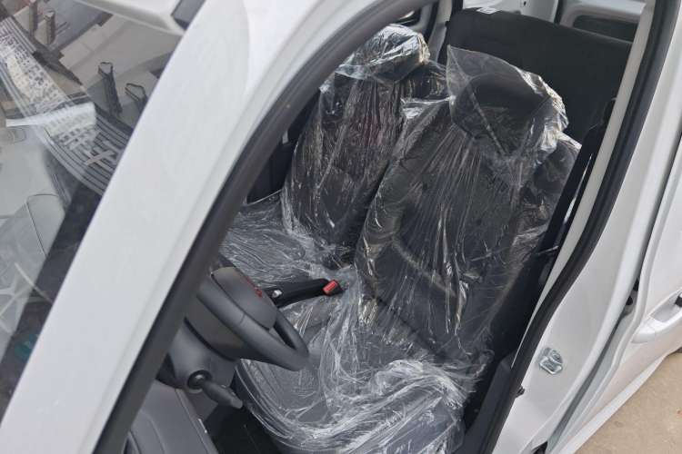 Used Wuling Zhiguang New Energy 2025 Comfort Model