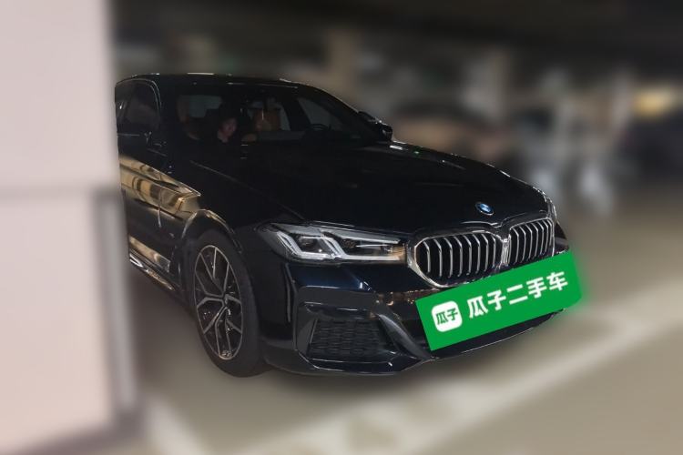 Used BMW 5 Series 2021 530i M Sport Package Front Right 45 Deg