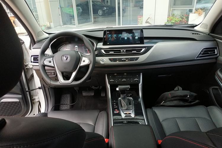 Used CHANGAN CS75 2021 Honor Million Edition 280T DCT Navigation Model
