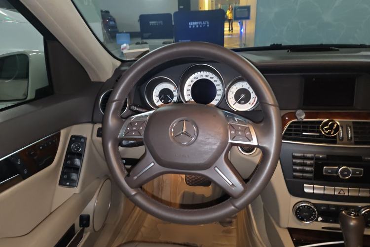 Used Mercedes-Benz C-Class 2011 C 200 CGI Elegant Model
